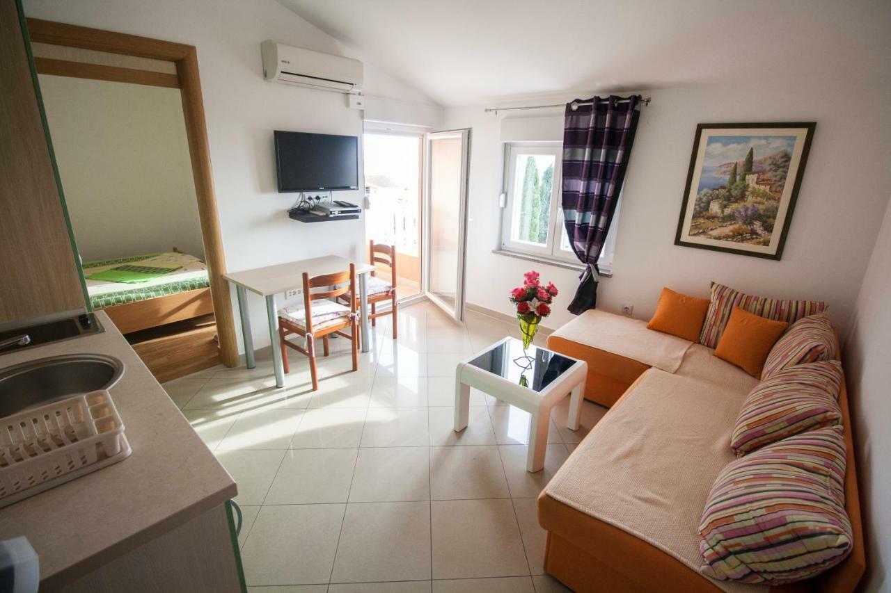 Apartments Knezovic Gradac  Exterior foto